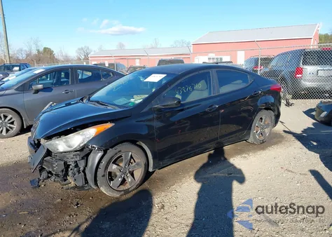 2012 Hyundai Elantra Gls (Ulsan Plant) z USA, uszkodzony, nr VIN KMHDH4AE2CU290391